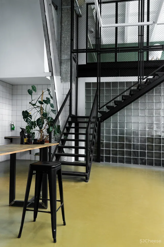 Kitchen Coffee Roasters ZROBYM architects