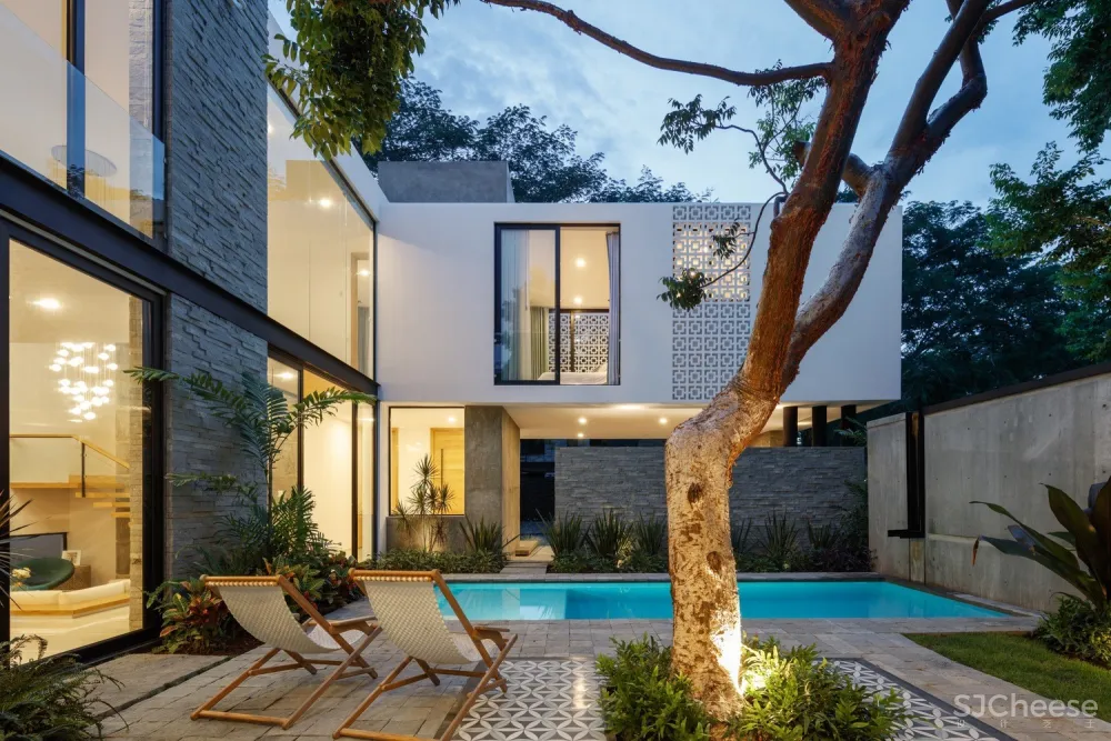 Di Frenna Arquitectos | 墨西哥U形别墅 首