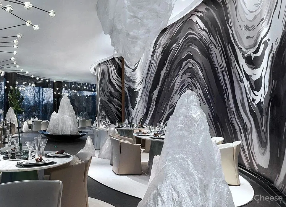 不拘一格的售楼处设计,仿佛置身在山水自然间