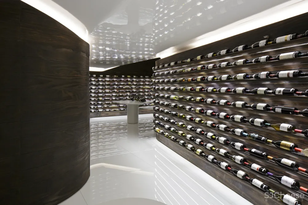 Mistral Iguatemi Wine Store Studio Arthur Casas