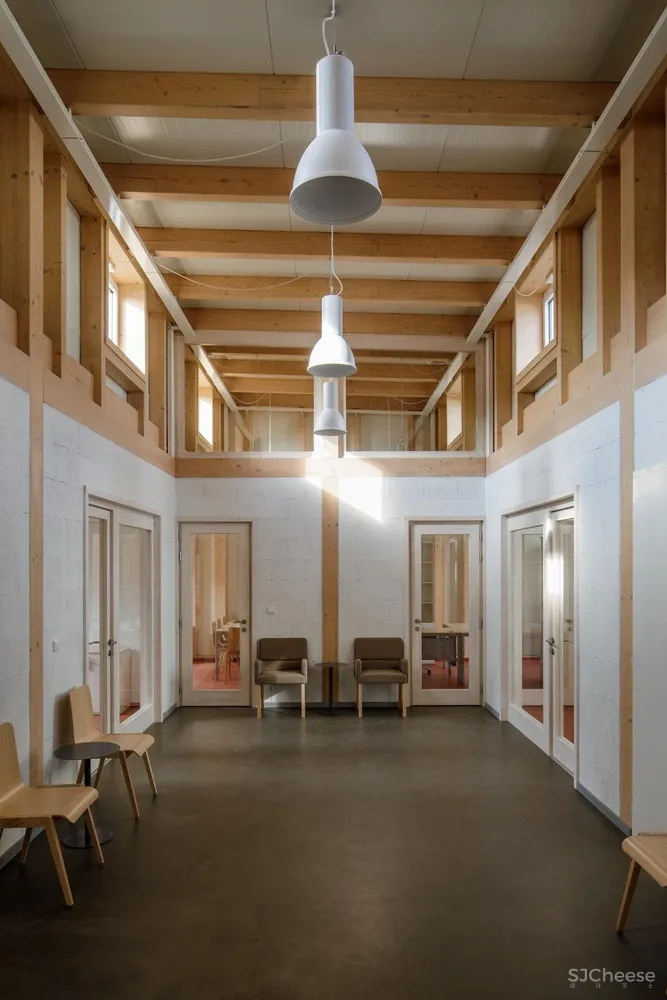 Town Hall in Prague A.LT architekti