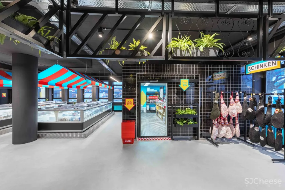 Solera Supermarket Masquespacio