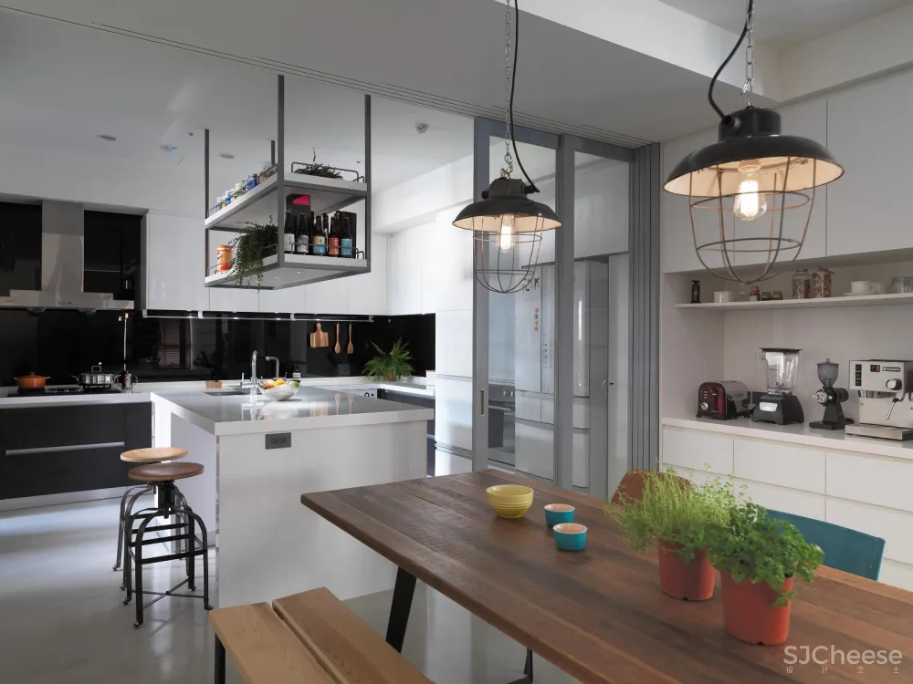 无边际的灰阶 十一日晴空间设计