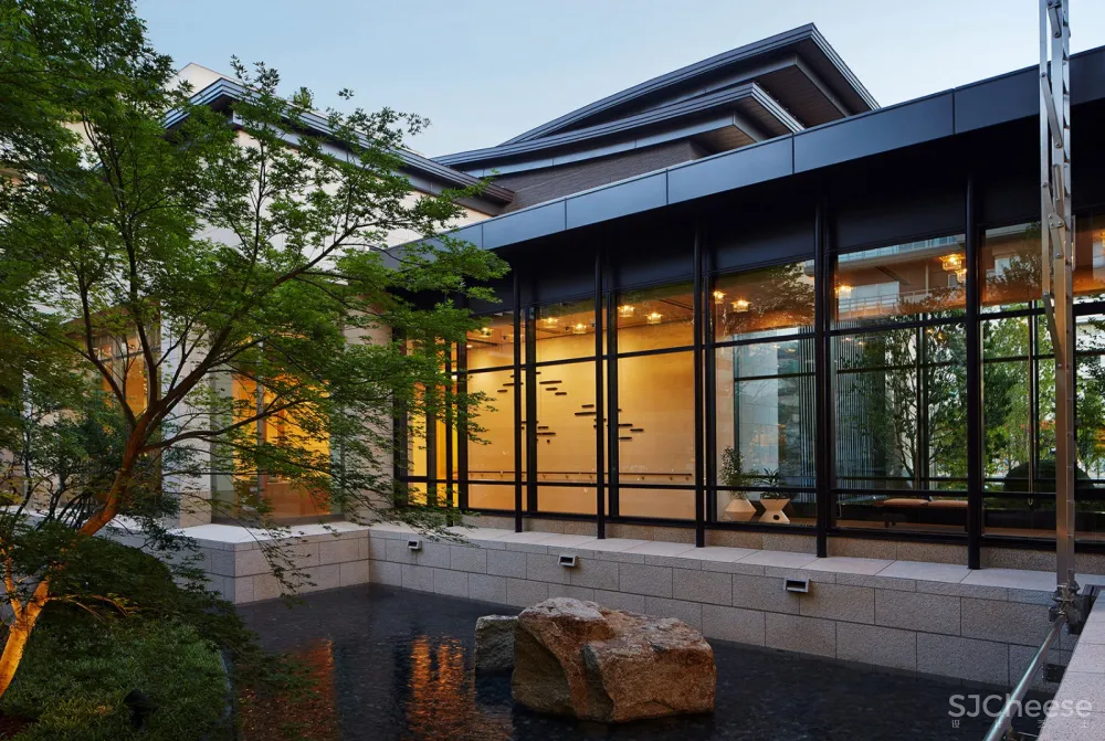 神户太阳城公寓大楼，日本 / Richard Beard Architects 首