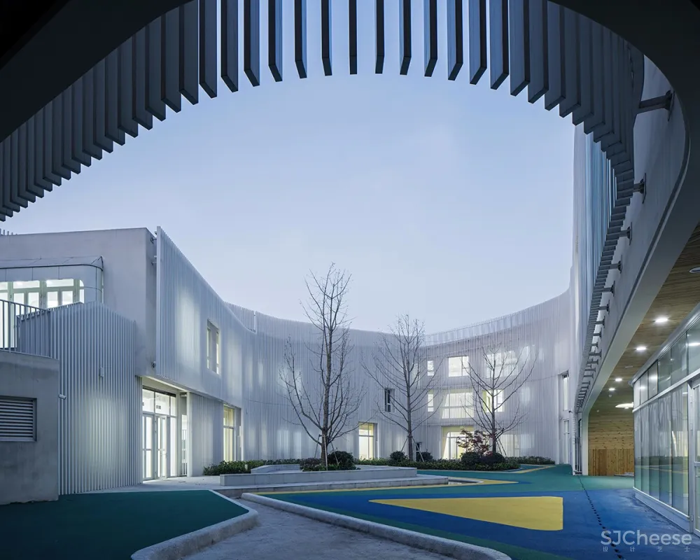 gad新作! 让孩子们在"天空之城"上快乐成长