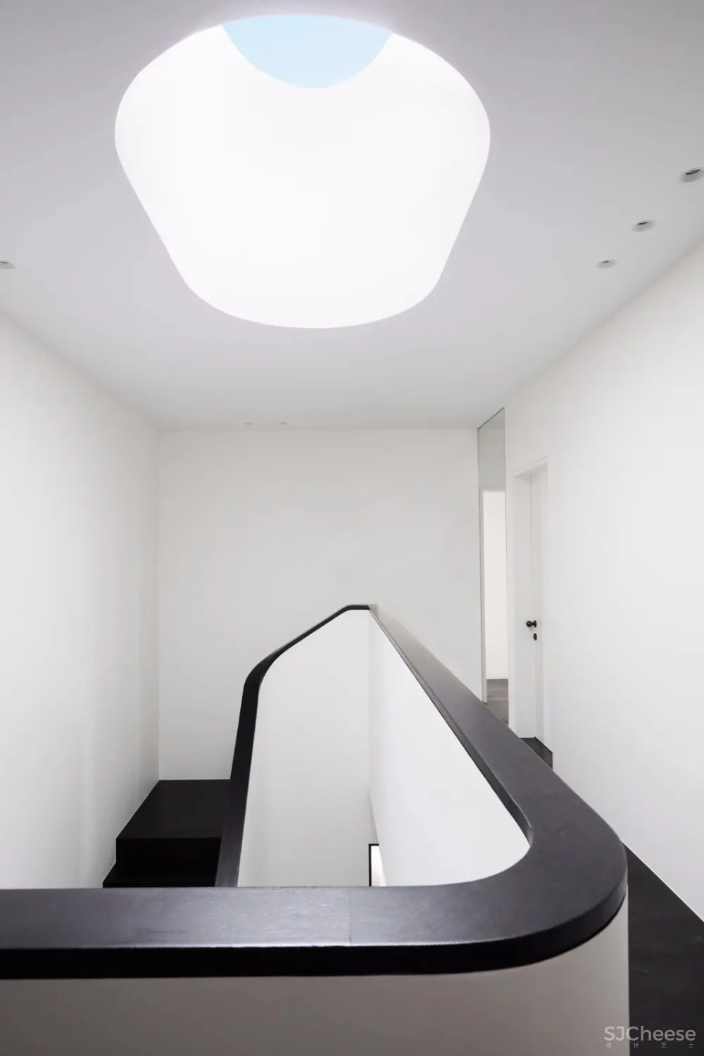 Madeleine Blanchfield新作 | 空间与景观的完美碰撞 首