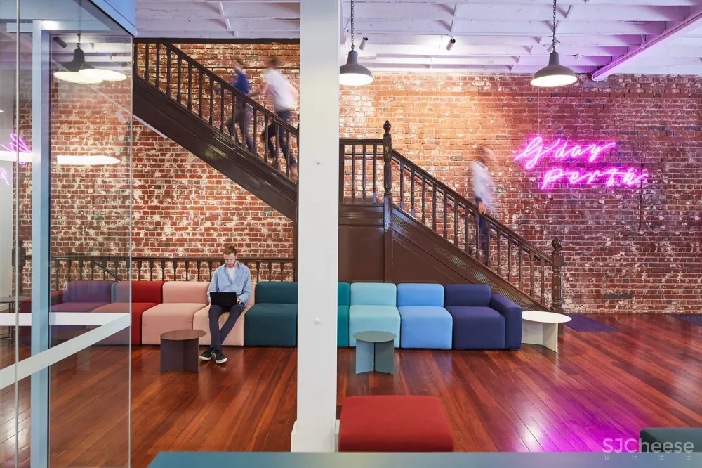 澳大利亚EF新国际语言中心 / ZMHD