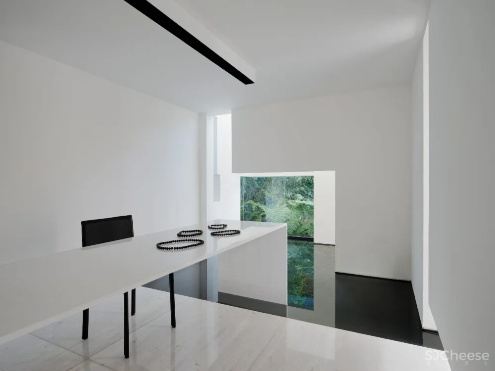 最新 | Miguel Angel Aragones:极简主义的极致理性