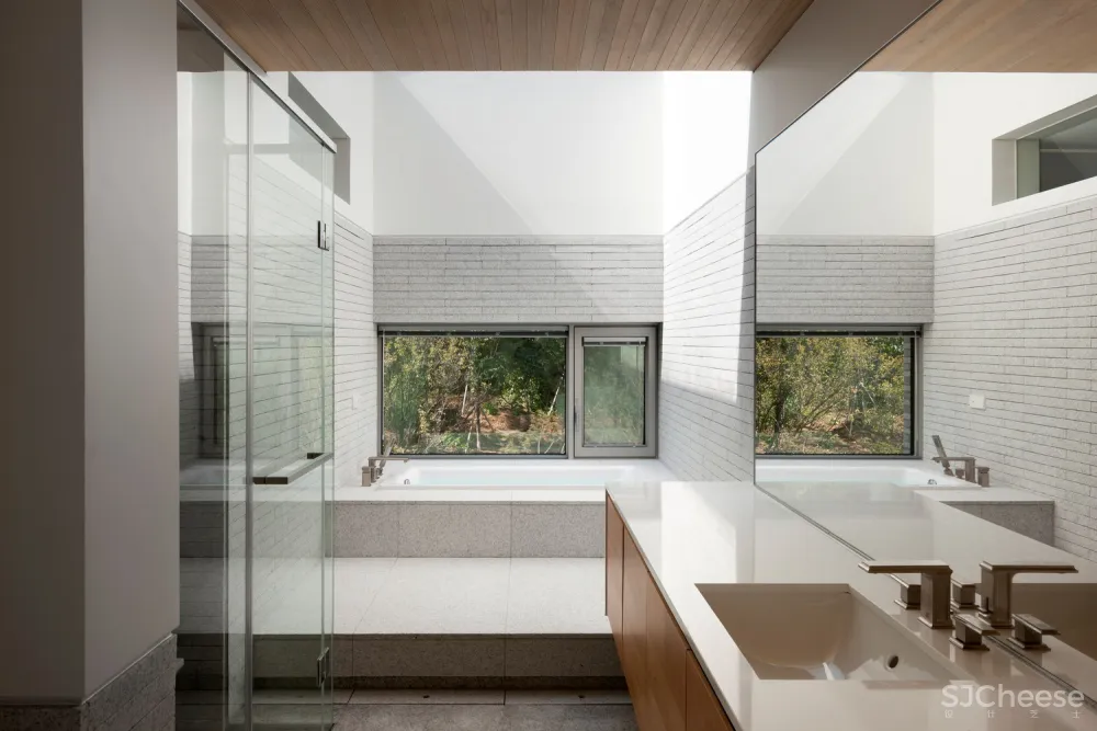 D•LIM architects | 既不花哨，也不简单：三花园住宅