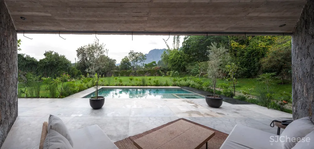 MA休憩室，墨西哥 / CADAVAL & SOLÀ-MORALES