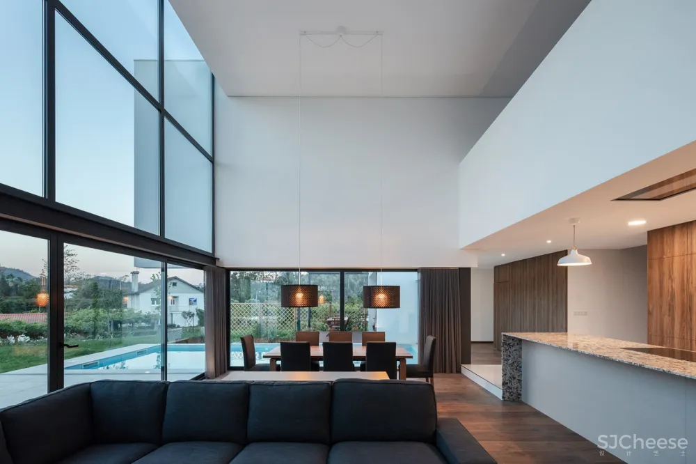 Gafarim住宅,葡萄牙 / Tiago do Vale Arquitectos
