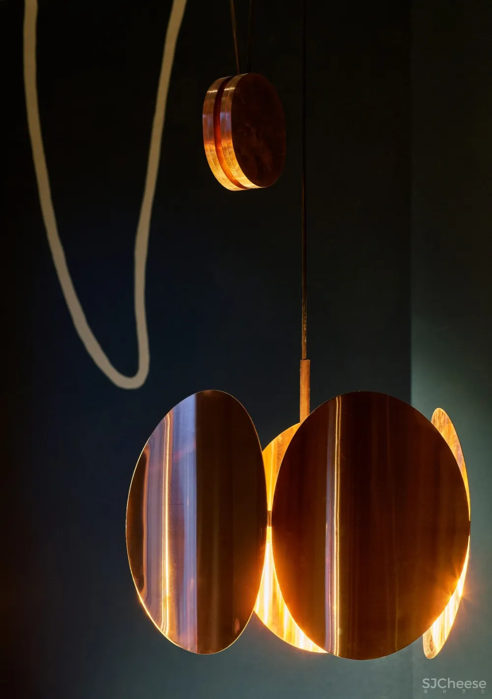 Claesson Koivisto Rune:斯德哥尔摩“超越时间”酒吧 首