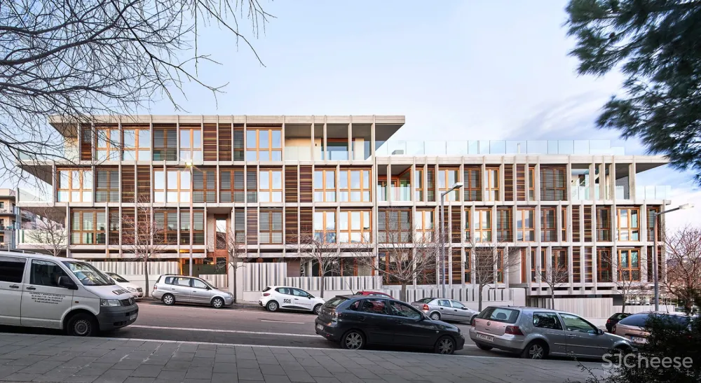 Espai Natura自然空间住宅楼，西班牙 / BAILORULL