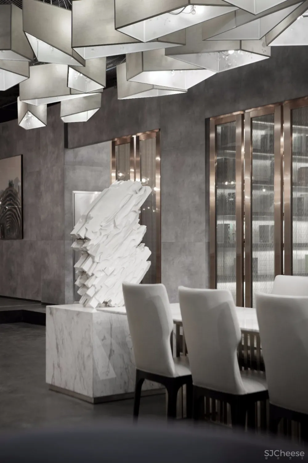 新作| 以城市“未来感”为基调，以“工业风”为载体