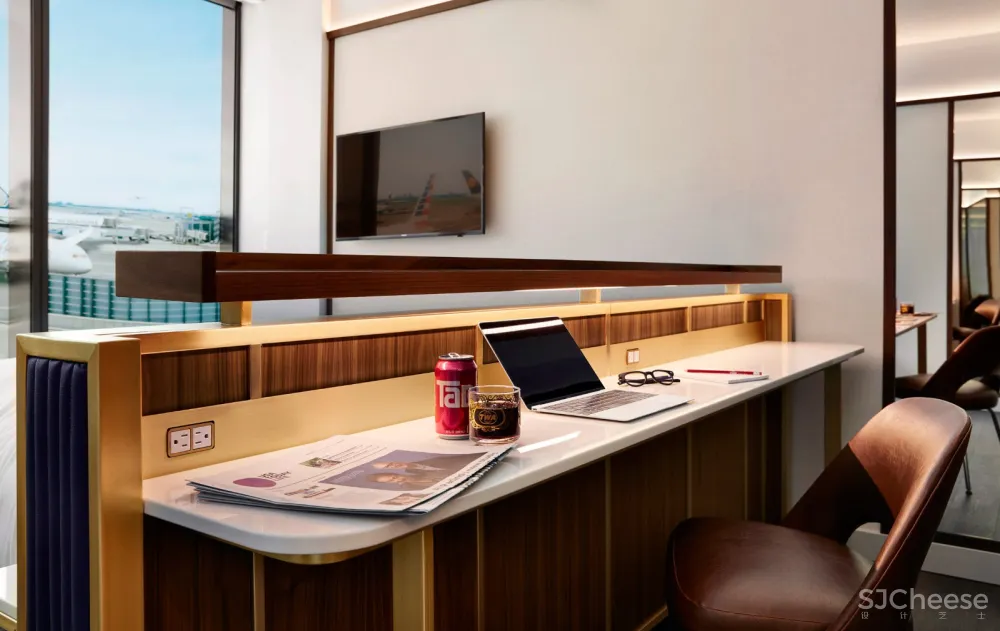 首发 | Eero Saarinen:JFK机场航站楼内的TWA酒店 首