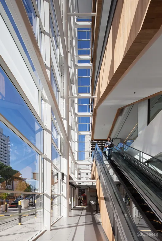Jardim Pamplona 老百货商店翻新 L35ACIA Arquitetura