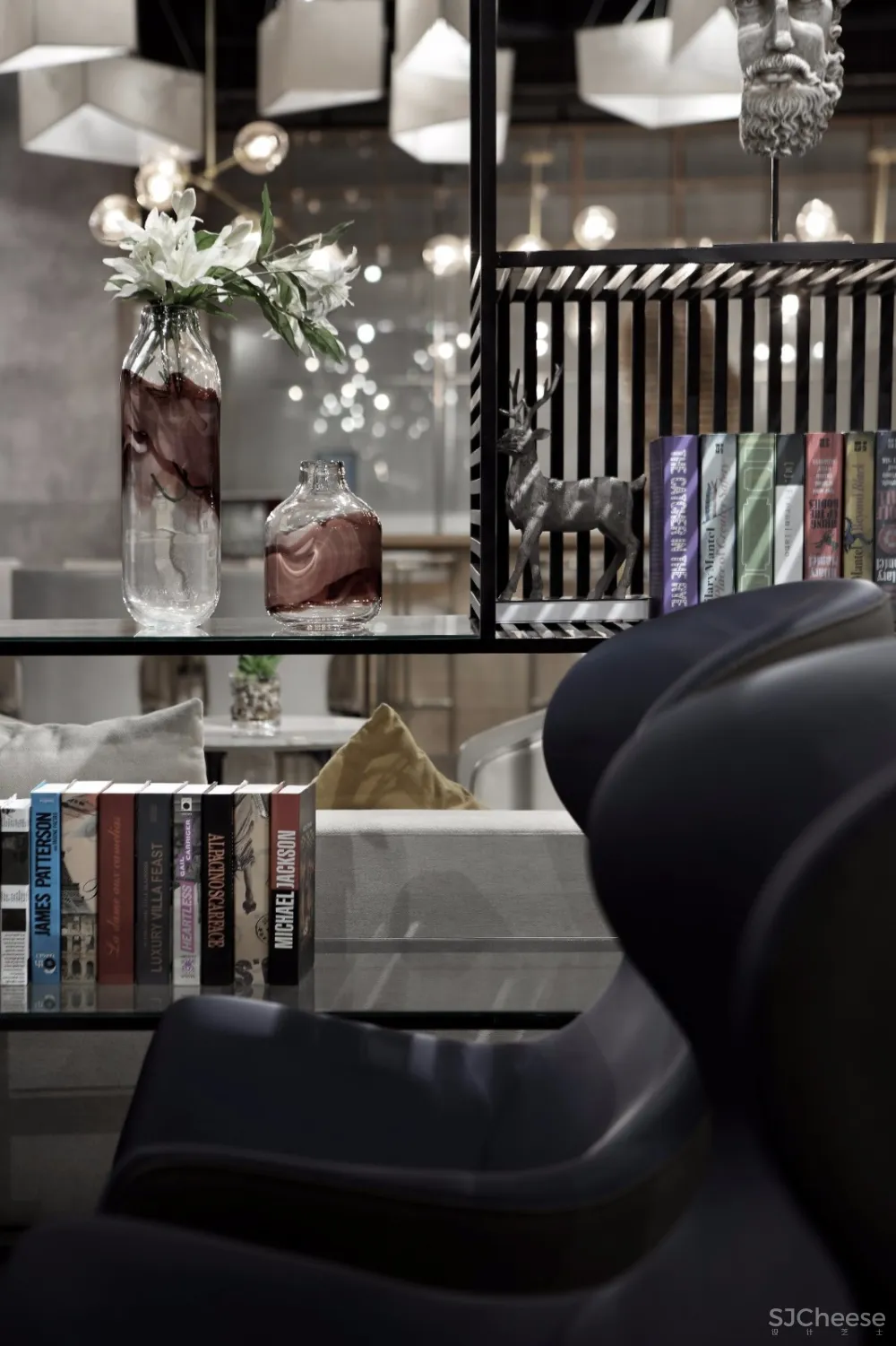 新作| 以城市“未来感”为基调，以“工业风”为载体