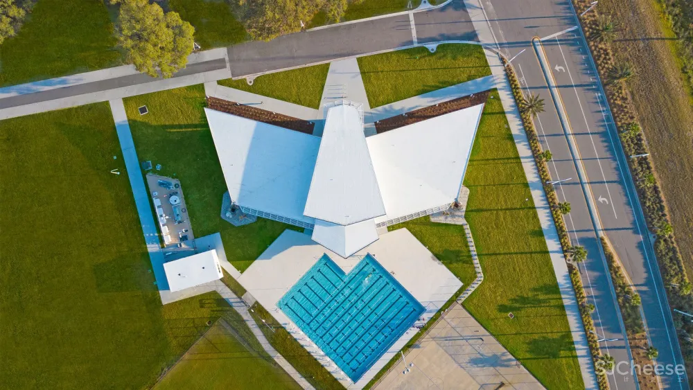 佛罗里达理工大学学生活动中心 / Straughn Trout Architects