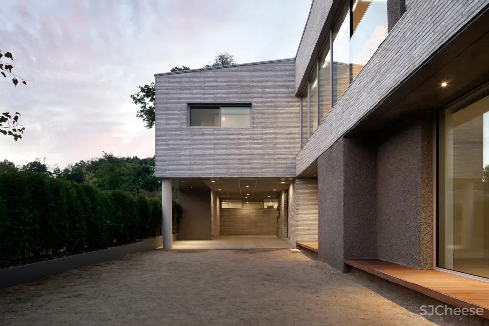 D•LIM architects | 既不花哨，也不简单：三花园住宅