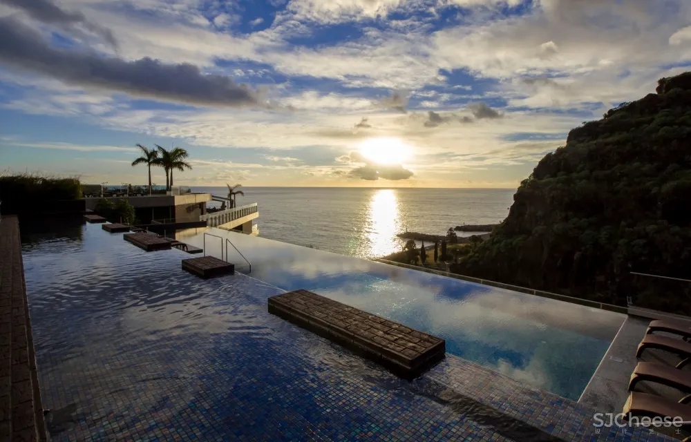 RH+ Arquitectos | 葡萄牙Savoy Saccharum酒店 首