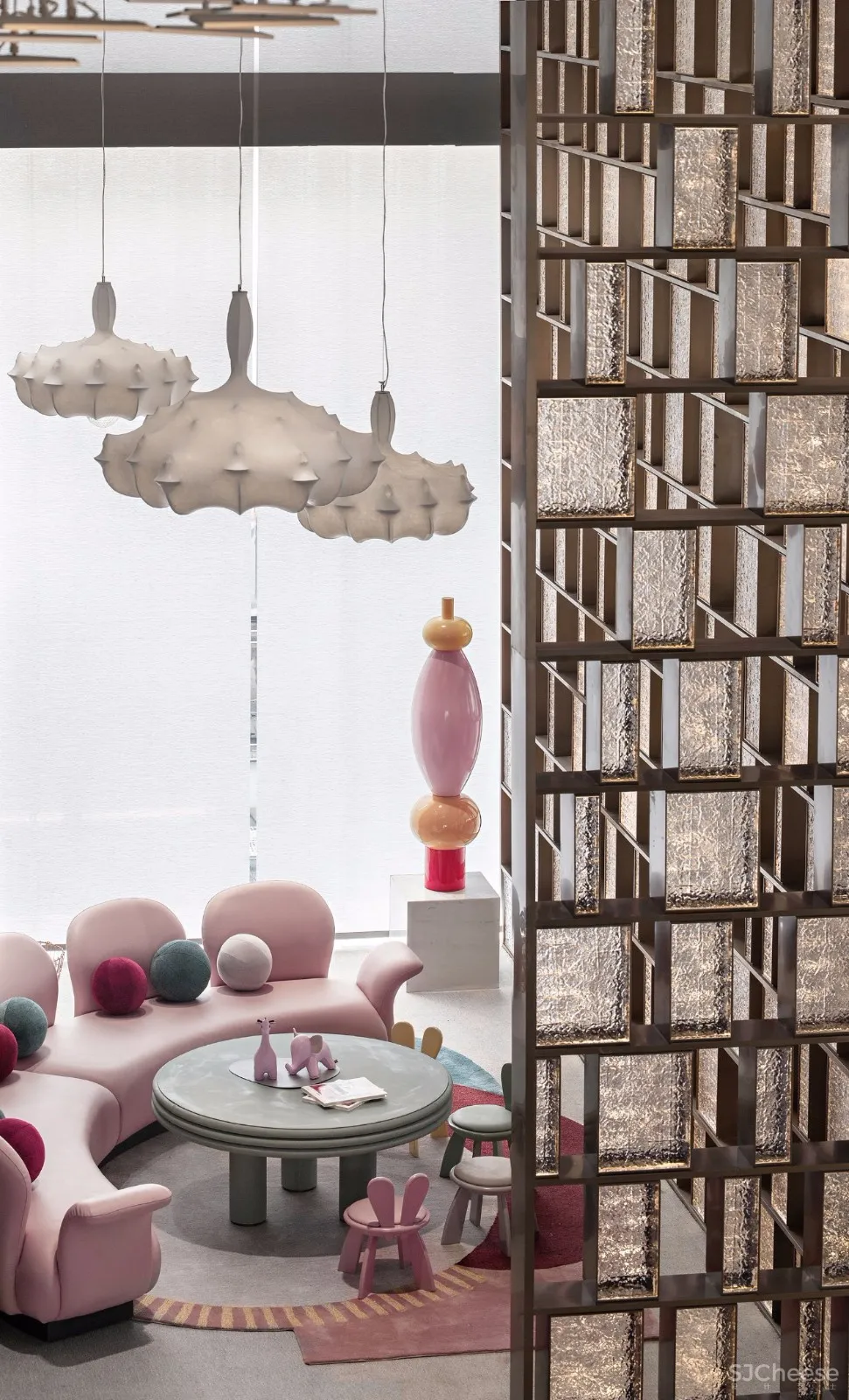 新作 | 高级灰 + 水墨石,简雅纯粹的艺术格调