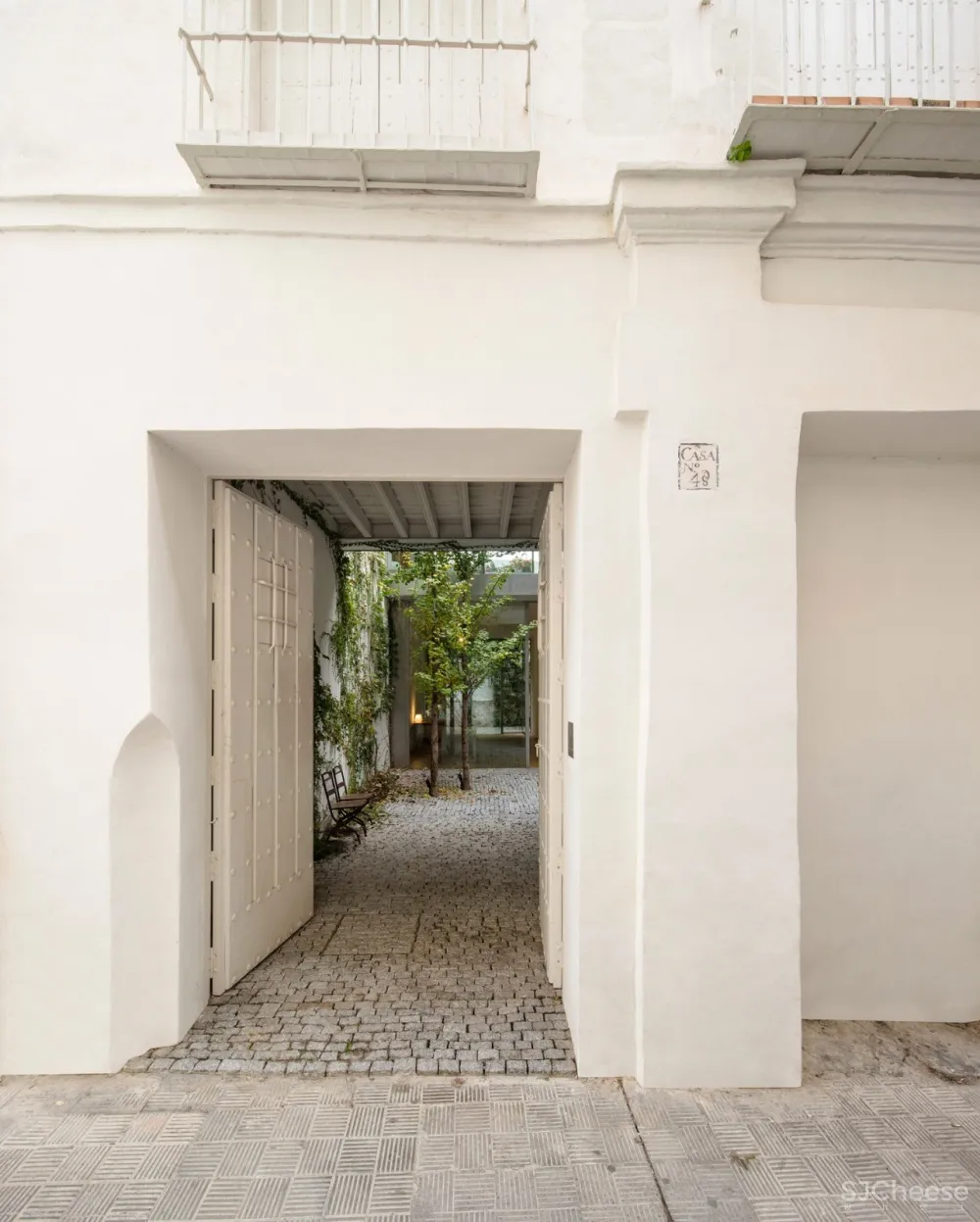 最新 | Harald schonegger & Inmaculada González:塞维利亚阳光庭院住宅 首