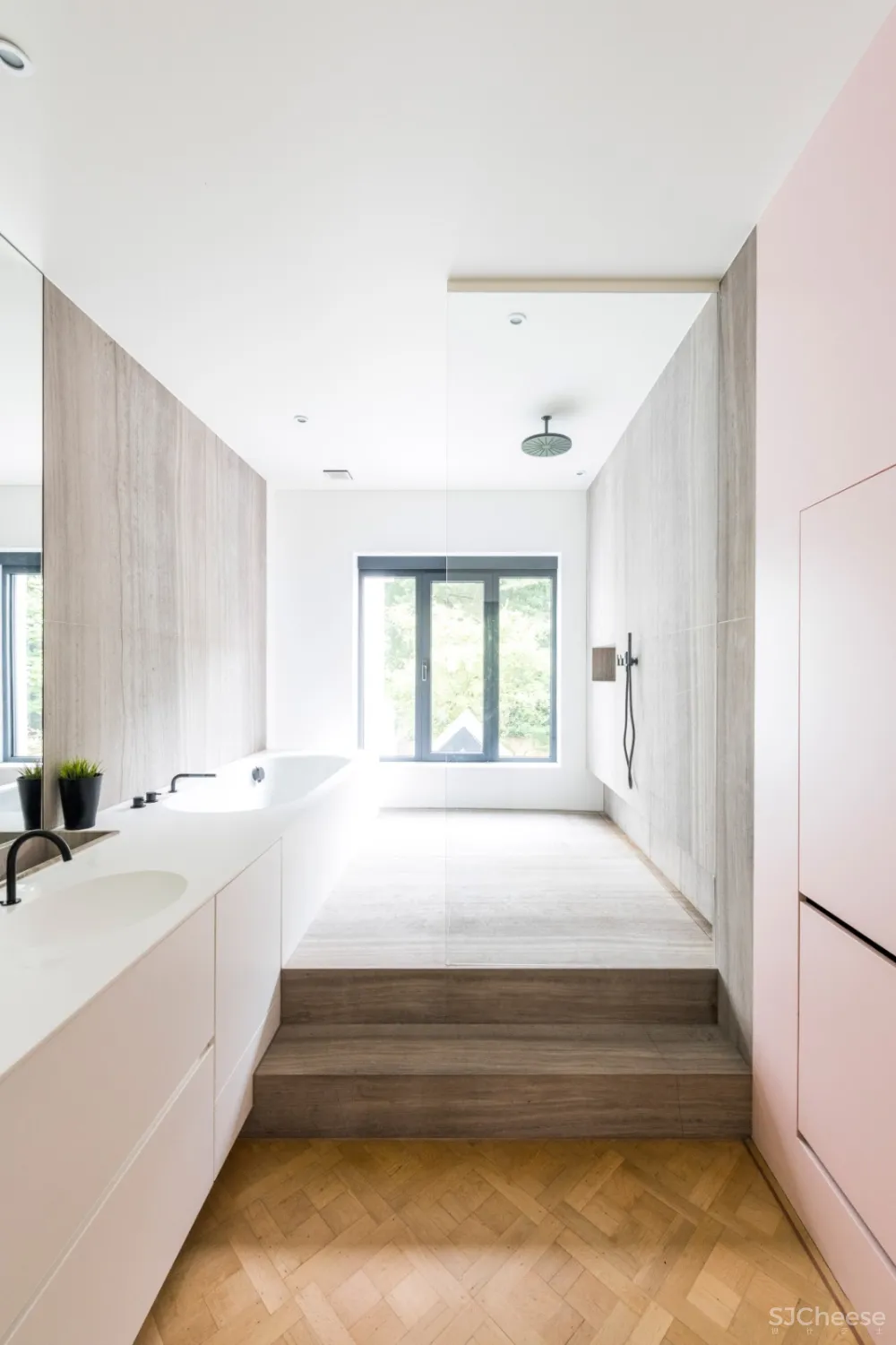 首发 | Van Staeyen 隐藏的存储功能：安特卫普别墅翻新 首