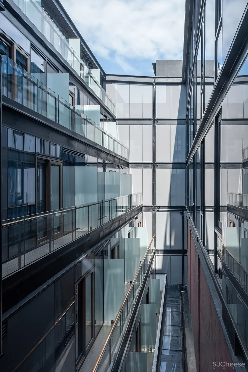 “仓阁”- 首钢工舍智选假日酒店,北京 / 中国建筑设计研究院有限公司