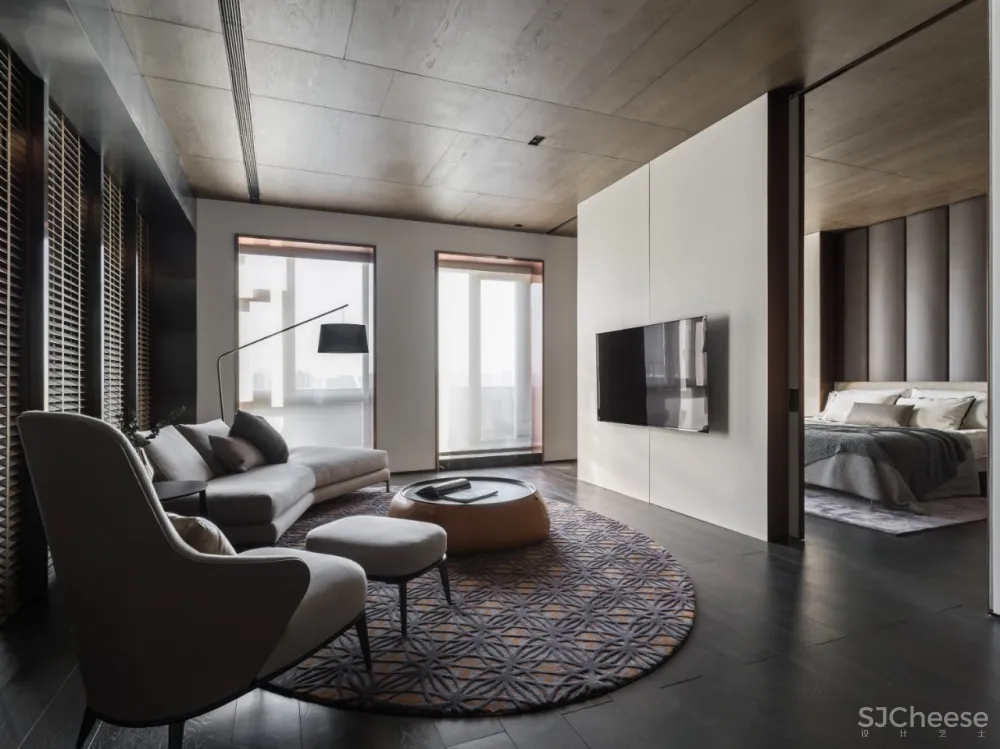 最新 | 唐忠汉：540m²顶层复式 ，大地灰演绎最美的奢宅气质 首