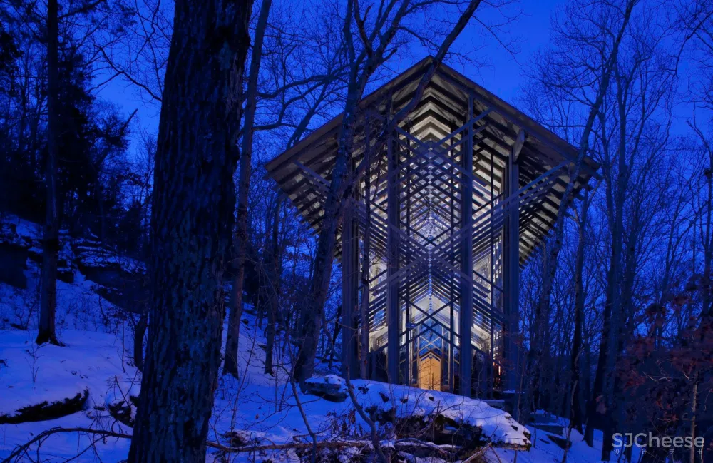 AD经典：荆棘冠教堂 / E. Fay Jones