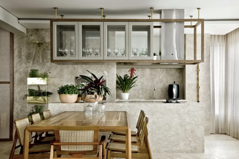 Leo Romano | 美学是通向幸福的道路