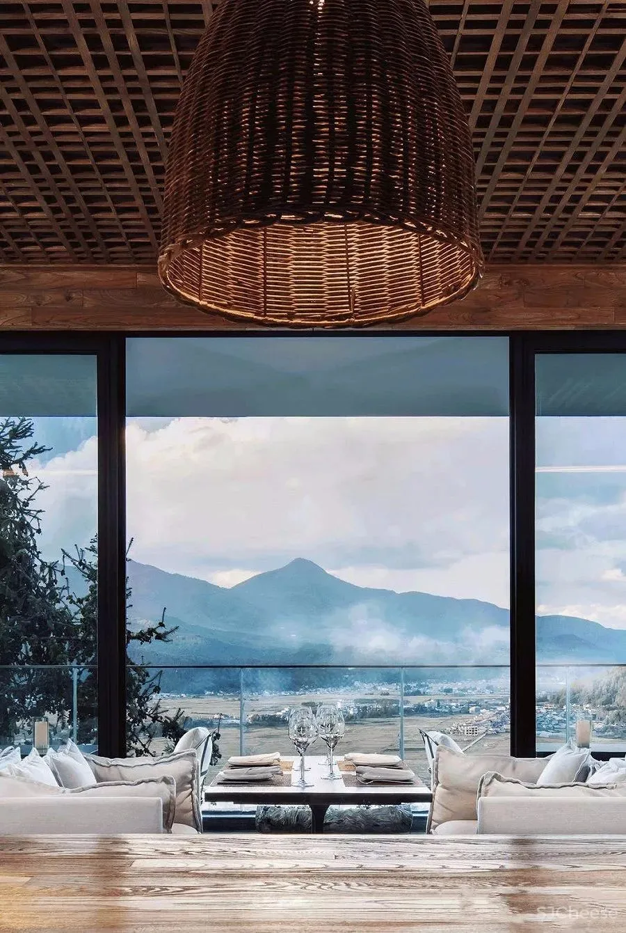 设计一座建在悬崖边上的温泉酒店丨惊艳了世界