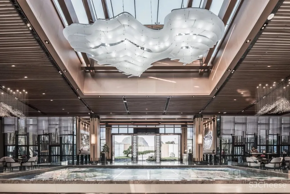 景地组设计新作—1200m²新中式风格伴山云庐售楼部落地设计方案