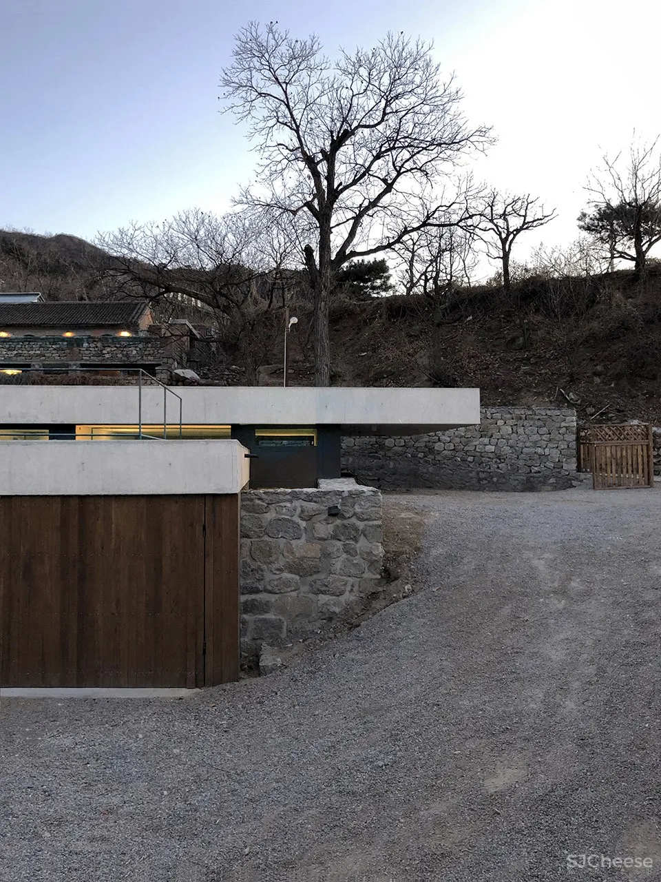 最新 | 木答答木建筑事务所:北京长城下的住宅