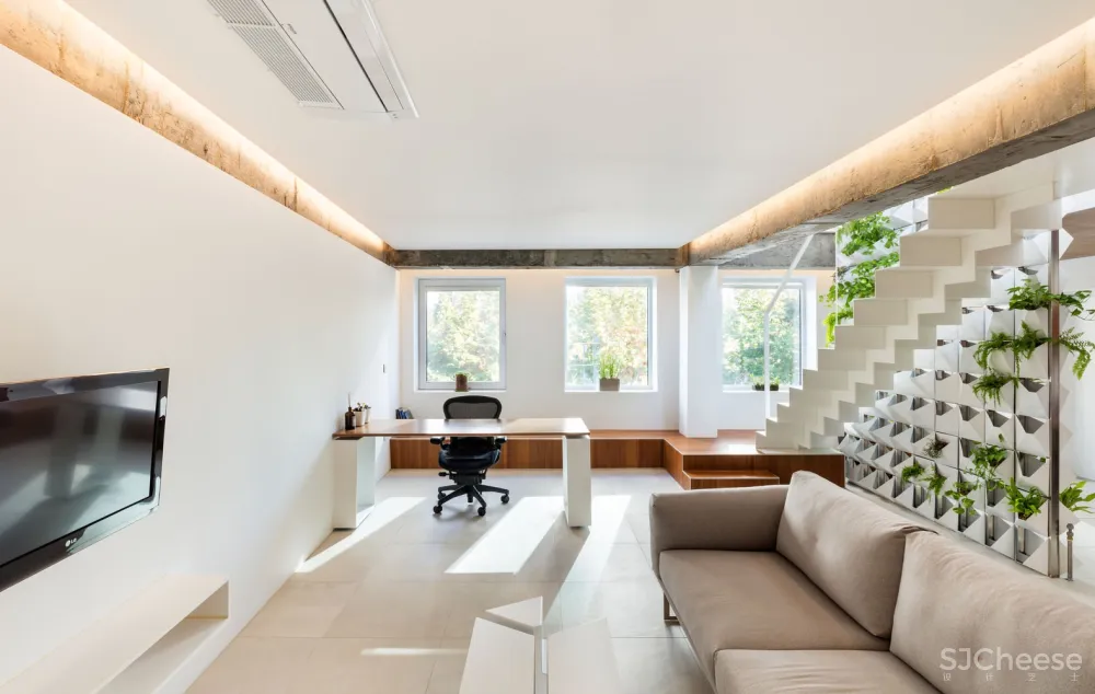 Loft Junghwa Dong / arcave