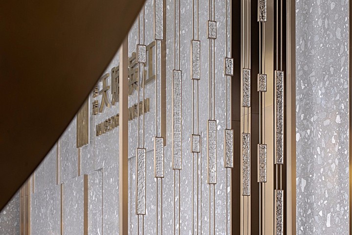 新作 | 高级灰 + 水墨石,简雅纯粹的艺术格调