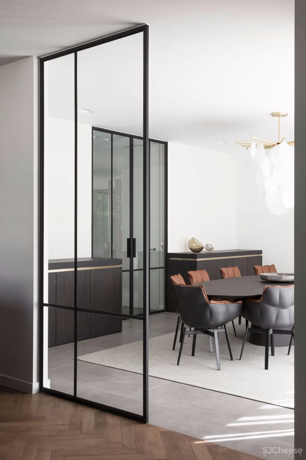 Mieke Van Herck | 极简的魅力与品格