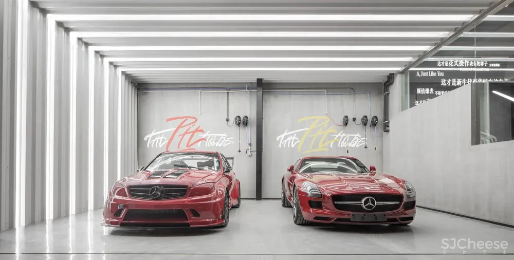 新作 | 上建下筑工作室:北京 The Pit House汽车俱乐部