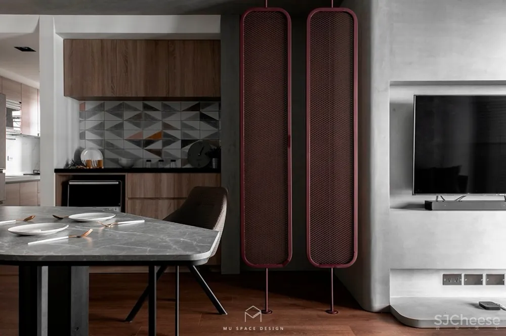 台中慕森设计 | 一半LOFT轻工业风，一半极简侘寂美学