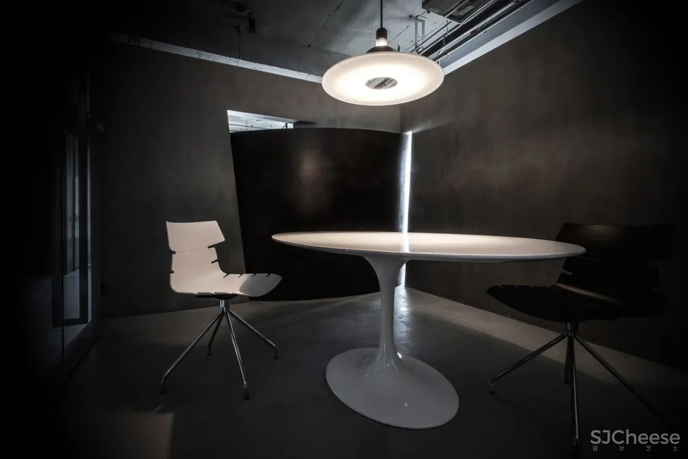 最新 | 玮奕国际设计：南京 舞 – 办公空间