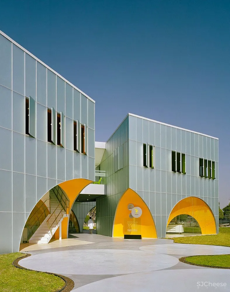 墨西哥雀巢集团创新实验室／Rojkind Arquitectos