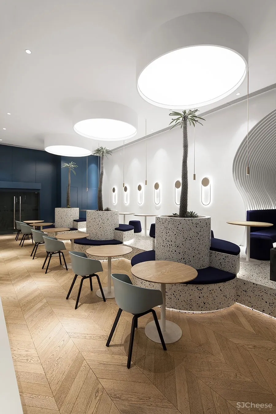 新作 | 田园诗般的海滩宁静:Gaga King Glory咖啡餐厅