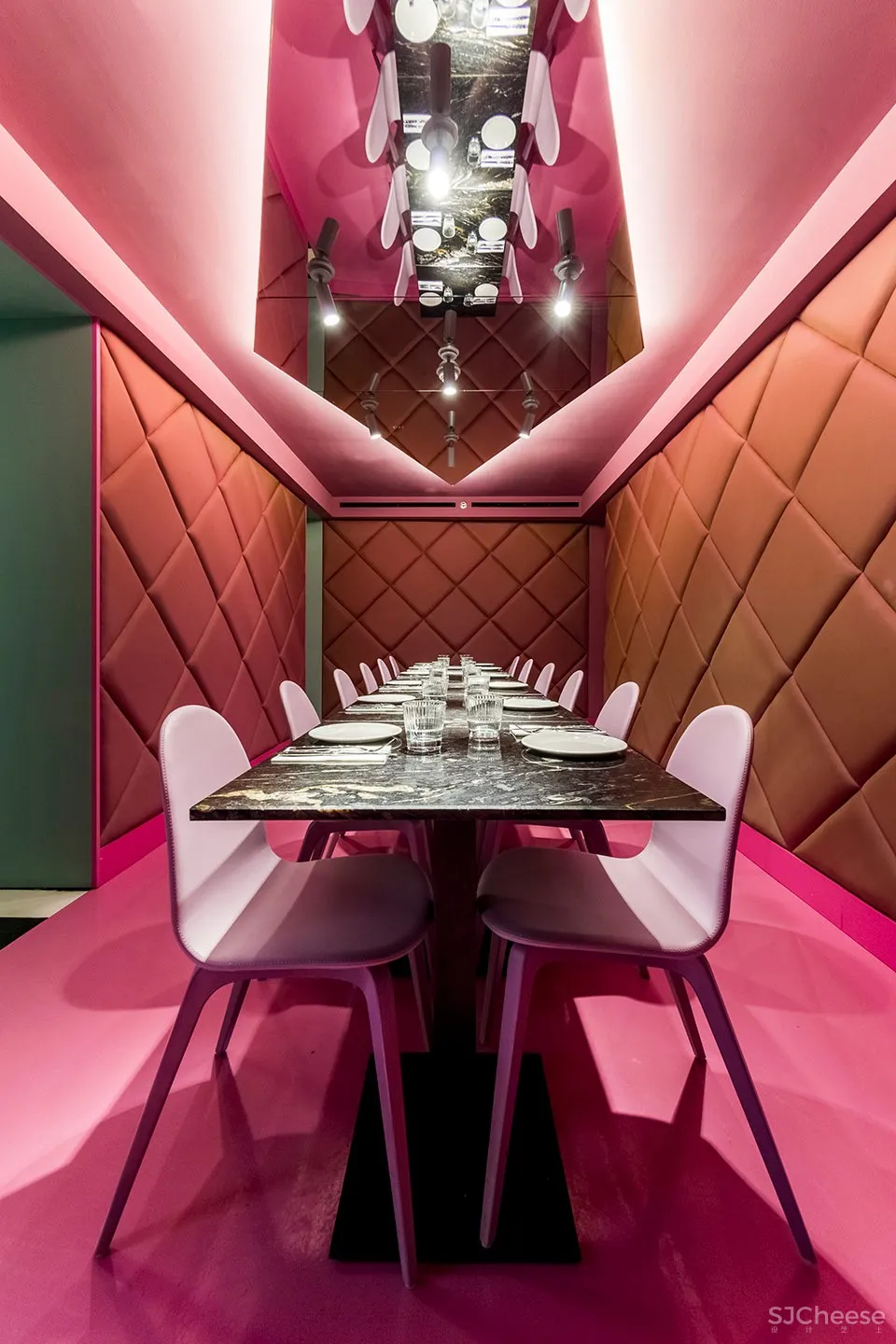 新作 | EL EQUIPO CREATIVO：马德里 Las Chicas, Los Chicos y Los Maniquís餐厅