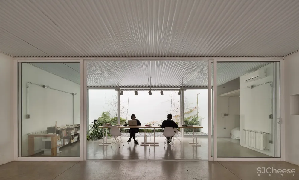 Estudio Berzero Jaros：阿根廷陶瓷砖建筑