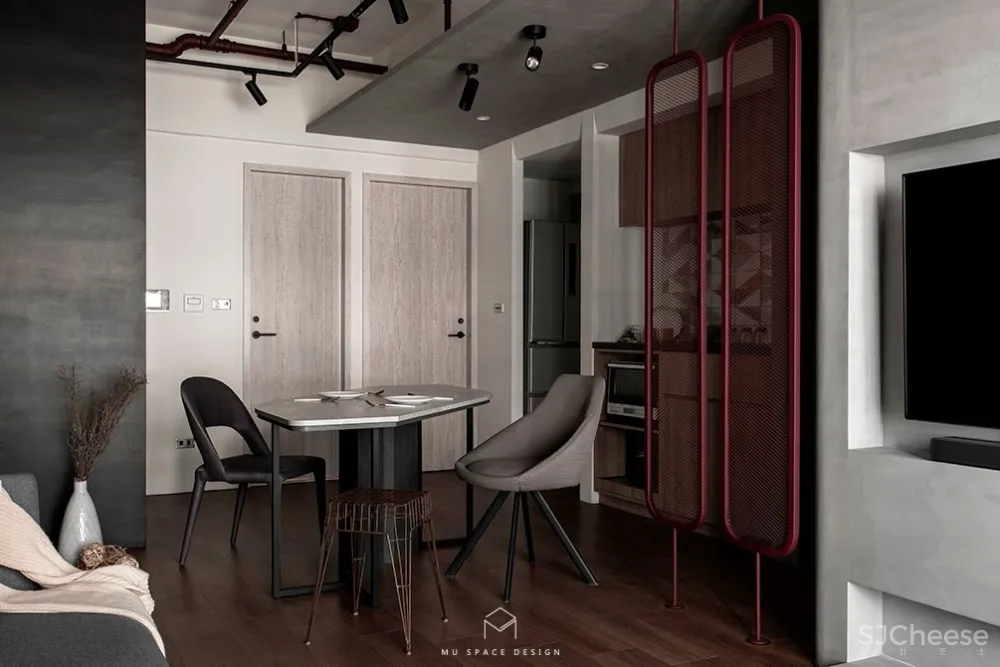 台中慕森设计 | 一半LOFT轻工业风，一半极简侘寂美学