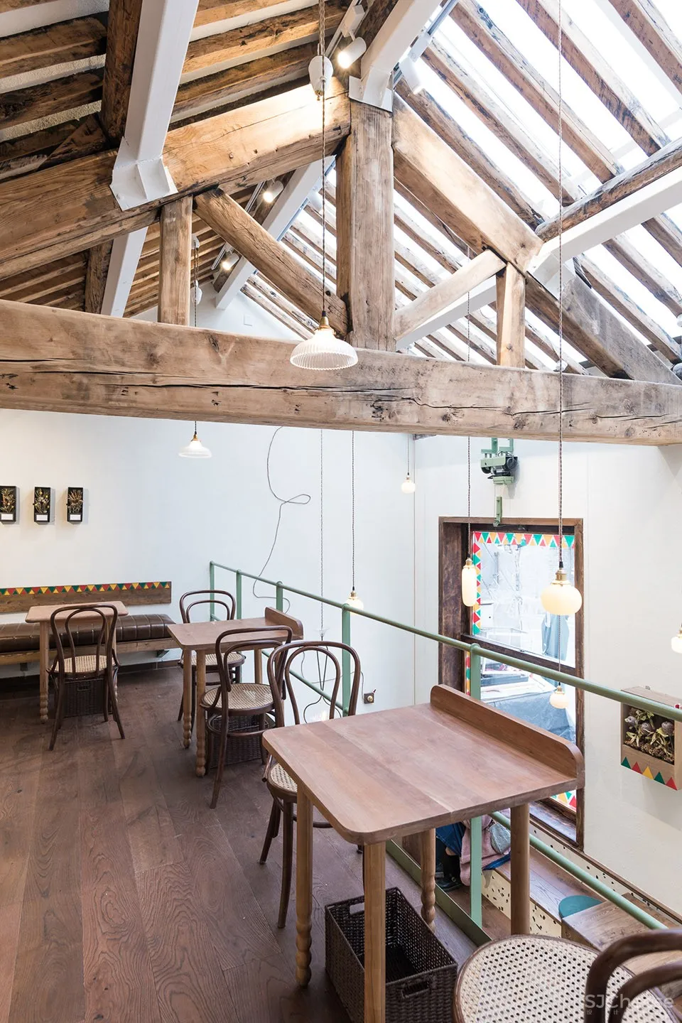 新作 | 上海彦文建筑工作室：北京 Fine咖啡