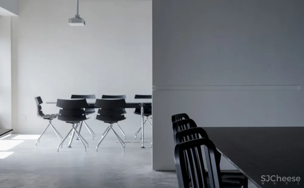 最新 | 玮奕国际设计：南京 舞 – 办公空间