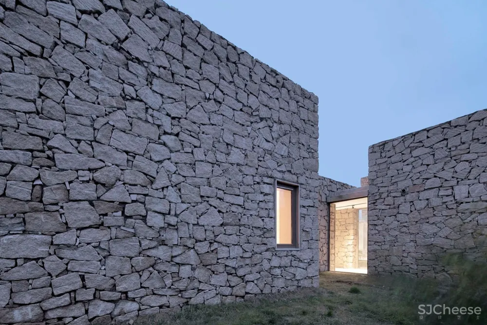 红石山房 / 百子甲壹