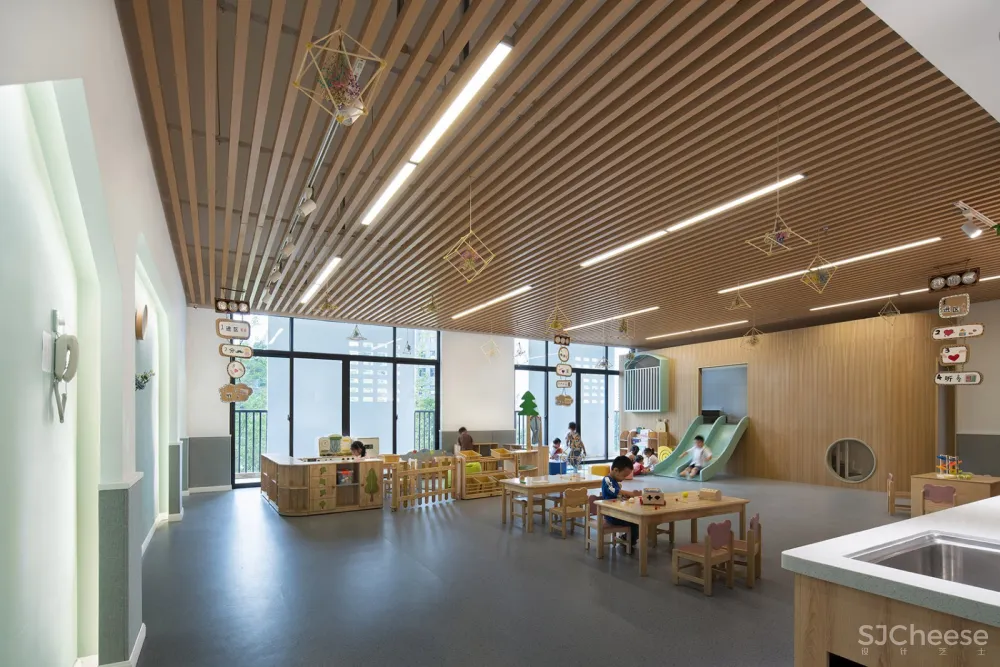 十堰A+自然幼儿园，湖北 / 迪卡幼儿园设计中心