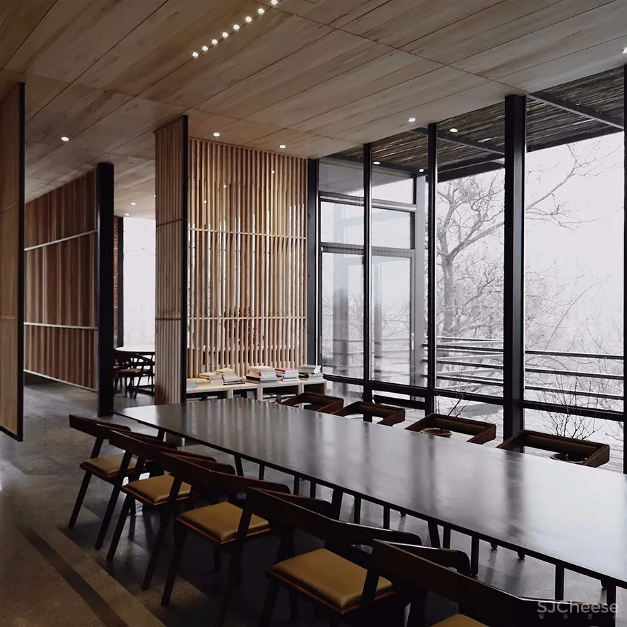 简单盒子里的诗意空间 | 鹿山桐舍